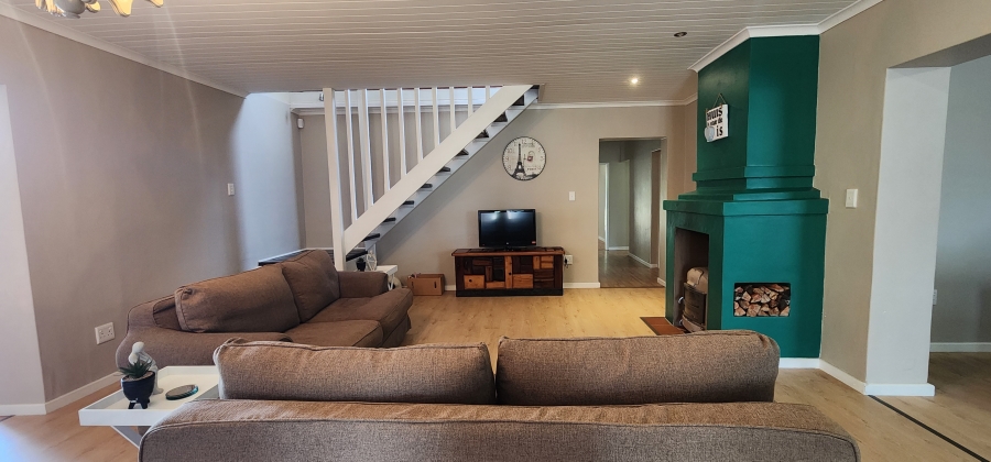 4 Bedroom Property for Sale in Swellendam Western Cape